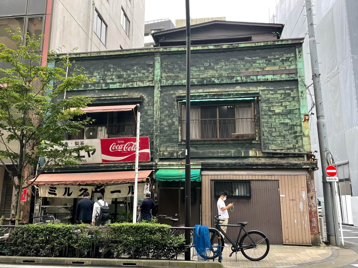 ラーメンの名店「栄屋ミルクホール」閉店へ　昭和20年創業「老舗の味」を求めて