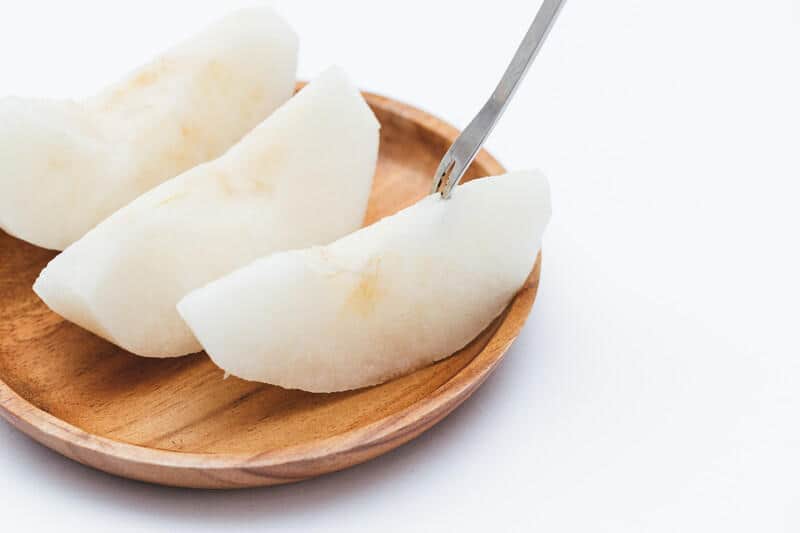 秋の味覚「ナシ」がどんどん巨大化　1個500～600グラムの大玉増える