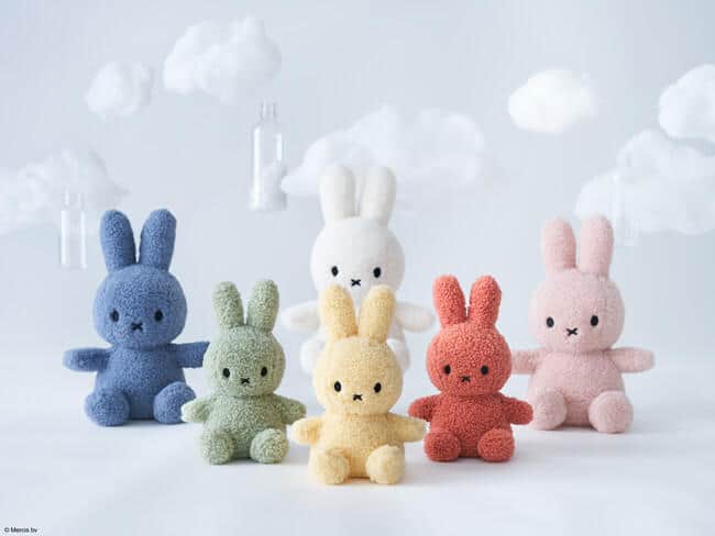 リサイクルペットボトルから作られたミッフィー「Recycle Teddy Collection」の新作