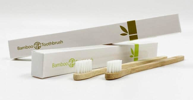 「竹製の歯ブラシ/Bambooo Toothbrush」
