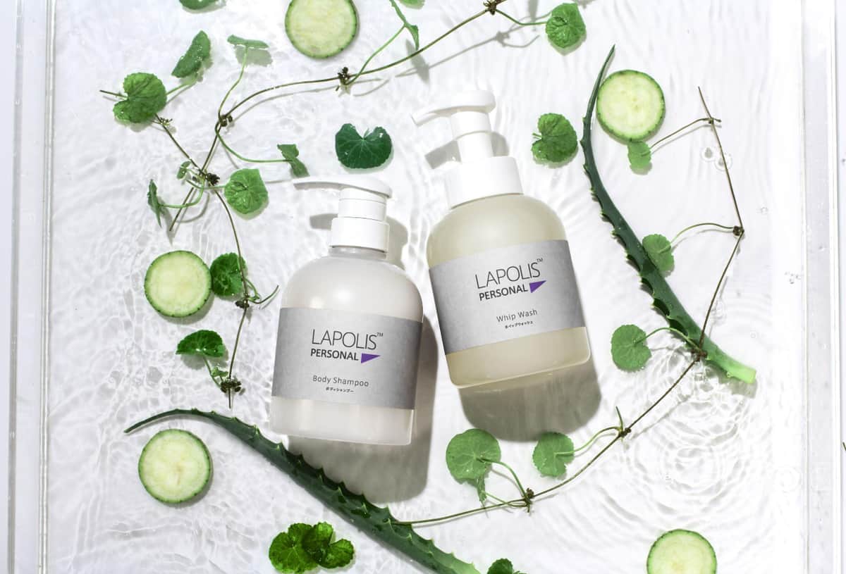 各原料メーカーは、生産地支援や植物資源の保護・有効活用、また日本の海を守るサンゴ礁保護等に取り組んでいる