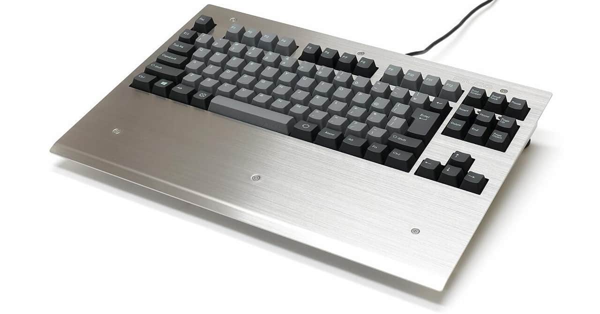 ステンレス筐体のメカニカルキーボード　テンキーレスモデル登場