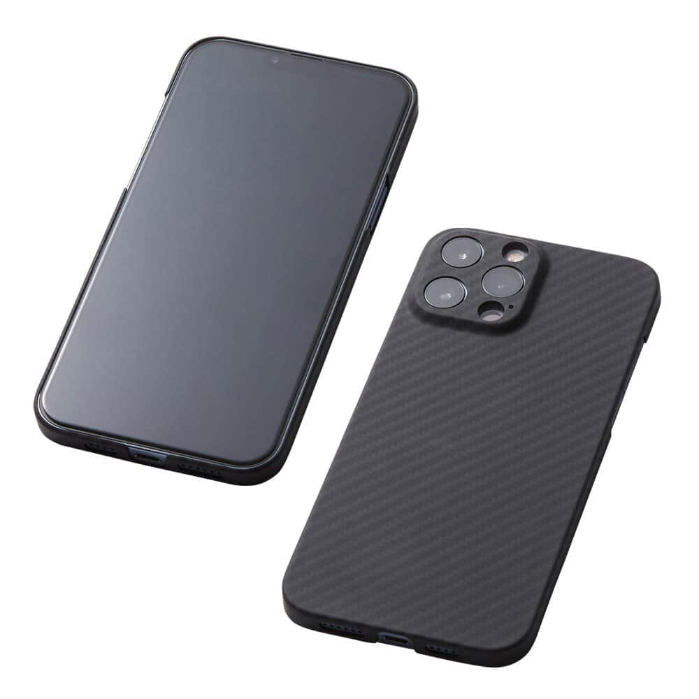 iPhone 13シリーズ向けケース　レンズ部分しか見えない設計