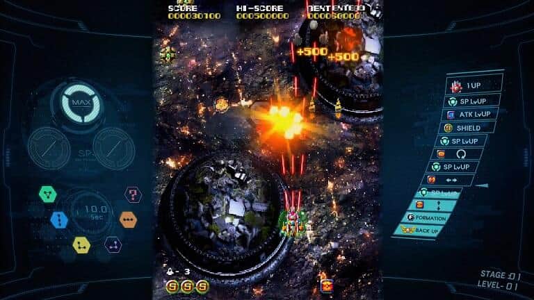 縦スクロールシューティングだが、画面左右にも情報が満載
