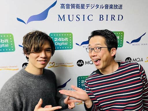 （左から）川原光貴さん、DJ Nobbyさん