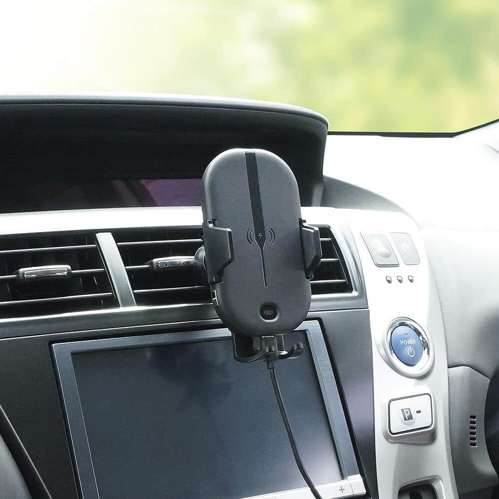 ワイヤレス充電もできる　車載用スマホホルダー2モデル