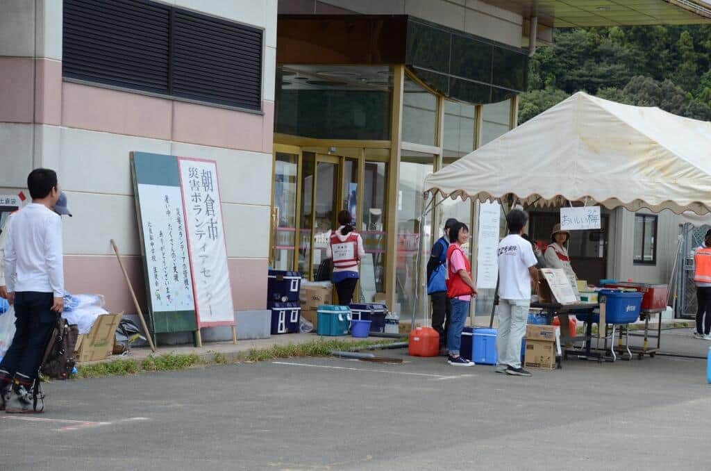 九州北部豪雨（2017年7月）で、福岡県朝倉市では災害ボランティアセンターが開設された（同年9月、筆者撮影）