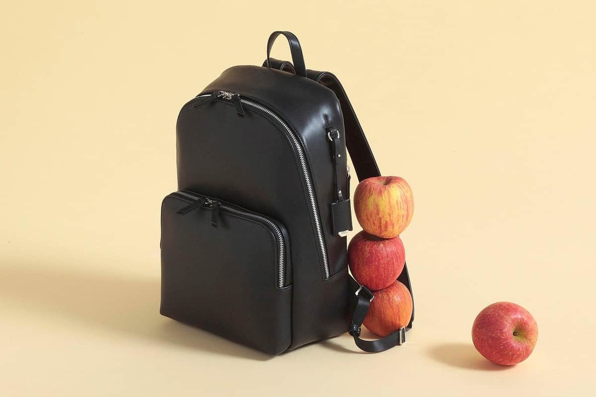 働く女性が1週間を気持ち良く始めるための仕事バッグを提案する「W&.Day/Night」より