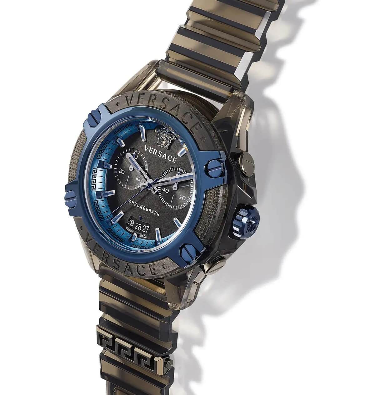 「VERSACE」から都会的でスポーティな新作4カラー登場