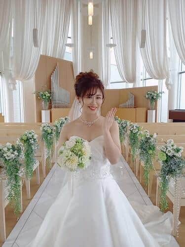 ウエディングドレス似合ってますか？