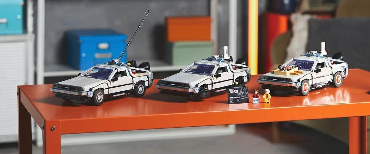 「バック・トゥ・ザ・フューチャー」　「デロリアン」を組み立てられるレゴセット