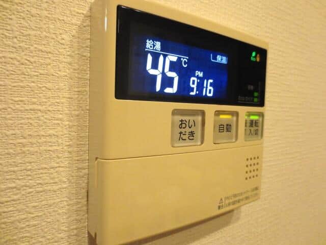 給湯器用リモコンにも納期不明なケースが　（写真と本文は関係ありません）