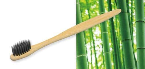 医薬部外品ハミガキチューブとセットで、メーカー小売希望価格180円(税別)
