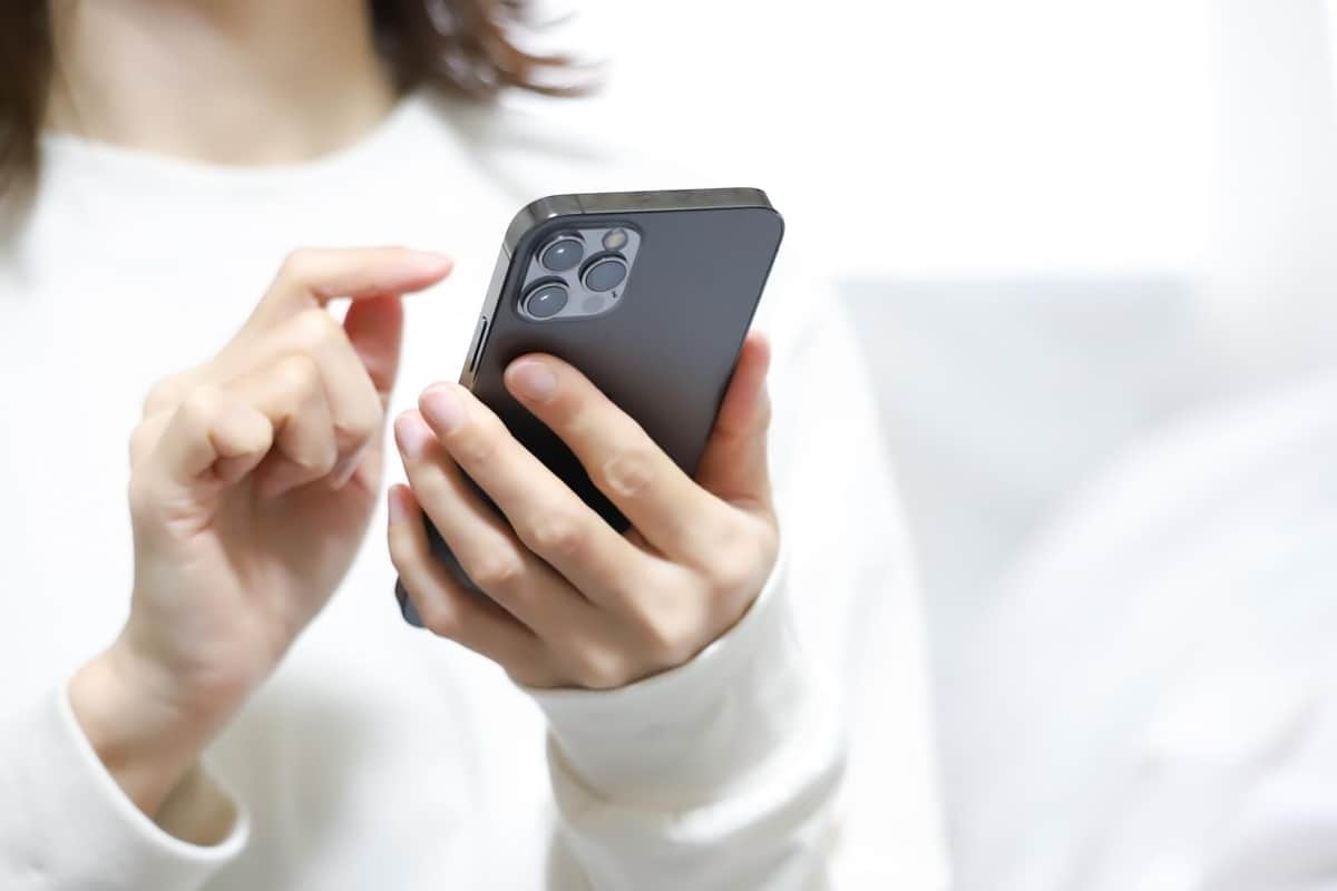 「iPhone」つくれなくなる？　アップル製品の大生産地がロックダウンに