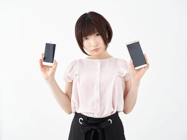 iPhoneとAndroid人気の軍配どちら　世代間に違いも本当に欲しいのは