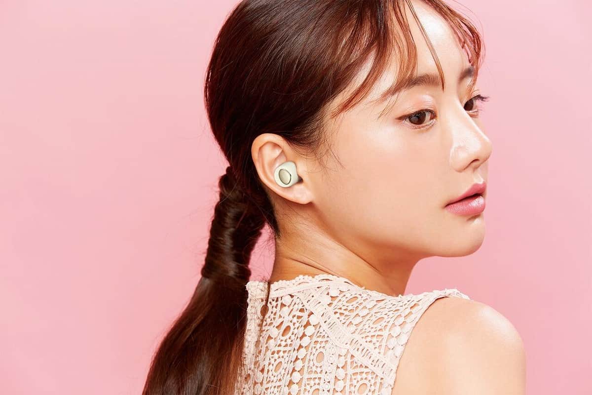 「M-SOUNDS」の完全ワイヤレスイヤホン　イヤホンは直径15ミリの小型