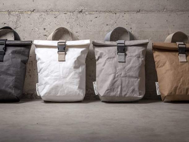 「カミを超えた紙のバッグ」