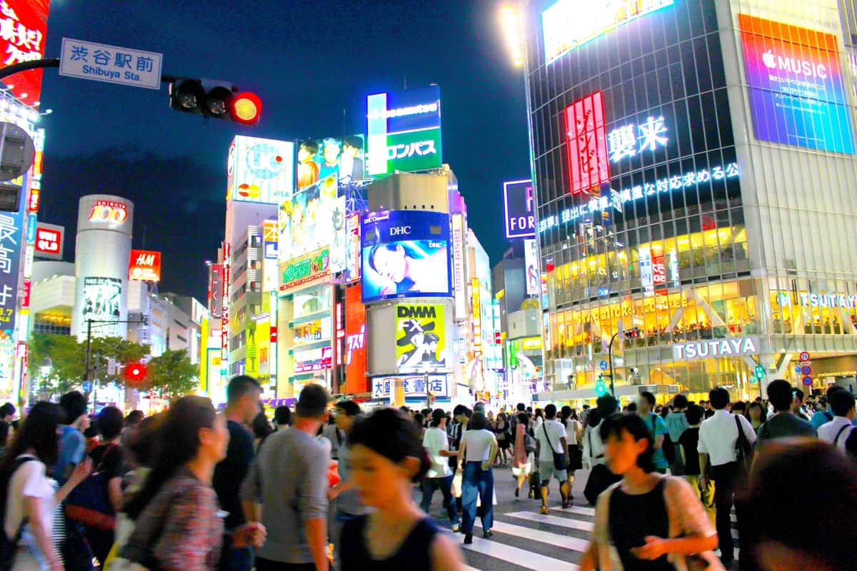 新型コロナ新規感染は日本が世界最多　バスや電車ストップ、機能マヒの怖さ