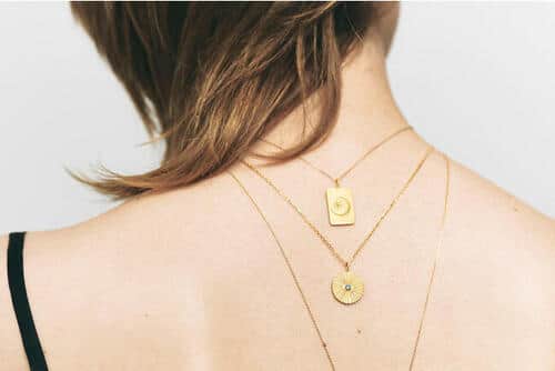 内装ナイロン、ファスナーにもリサイクル素材を採用