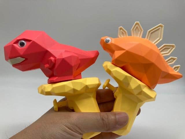 ポリゴン感がたまらない、ダイナソー水てっぽう