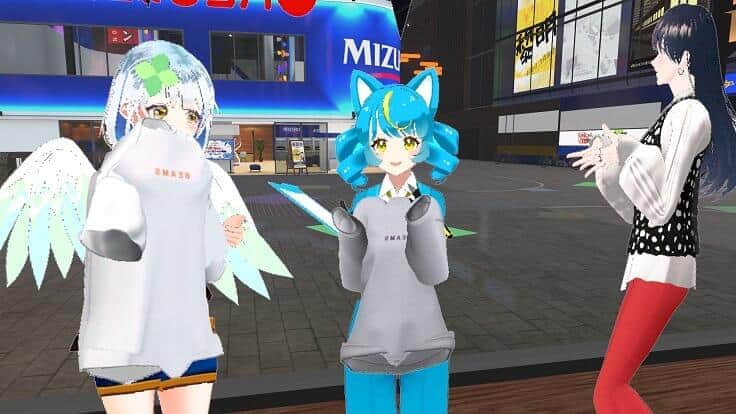 自分のアバターの上に、Tシャツを重ね着するイメージで試着できる