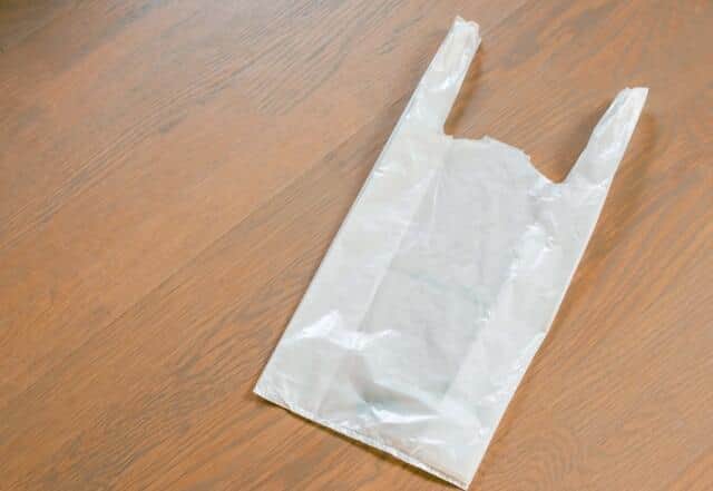 有料化されたレジ袋、今度は値上げに？