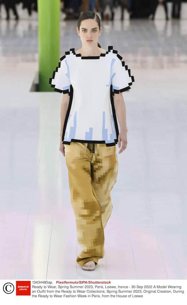 パリコレに「マインクラフト」風ファッション　「ピクセル」デザイン驚いた