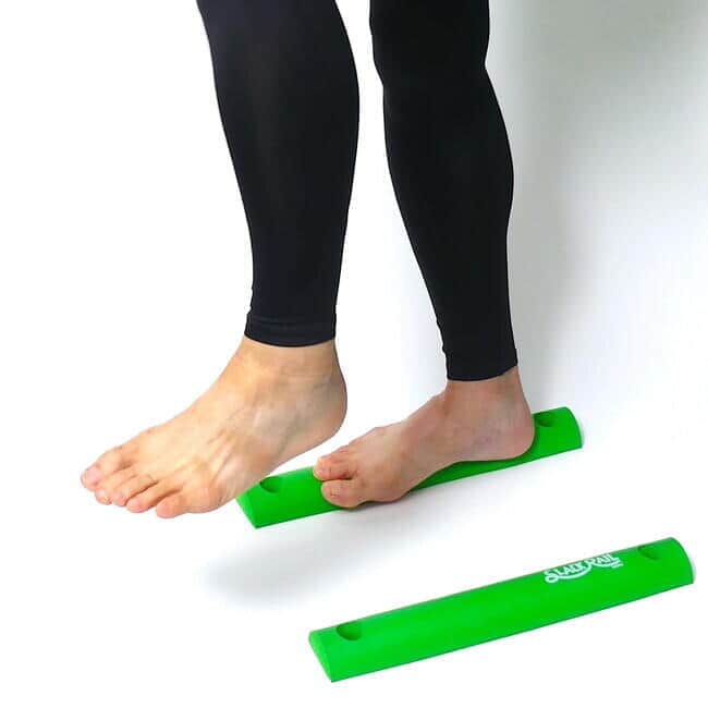 踏むだけで体幹アップ「SLACKRAIL COMPACT」　肉球のような心地よさ