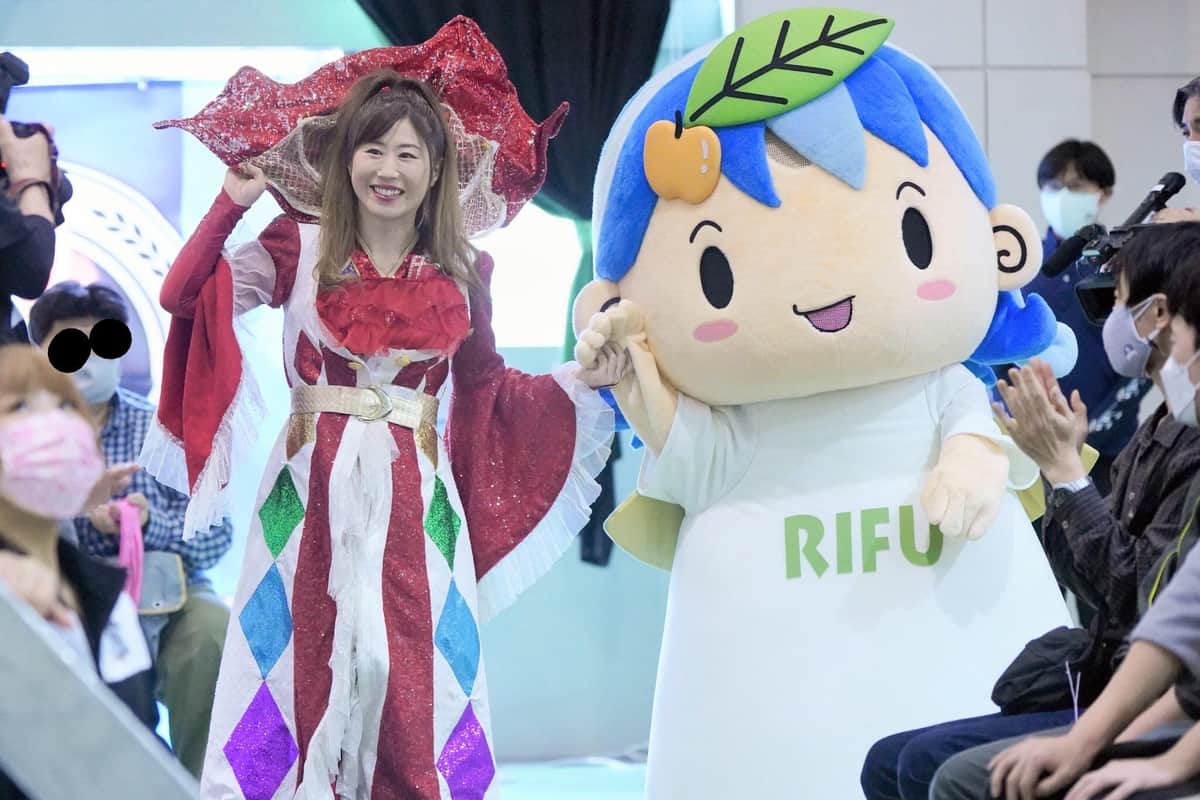 利府リボン。リーフちゃんと入場