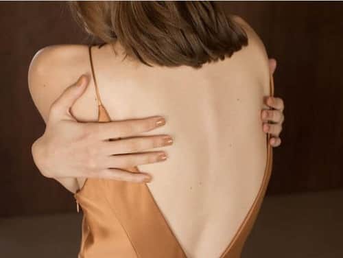 ユーザーと共に新色を作る企画で誕生した、限定カラー