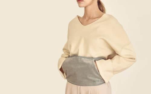 お腹と、ポケット内の手の両方を同時に温める