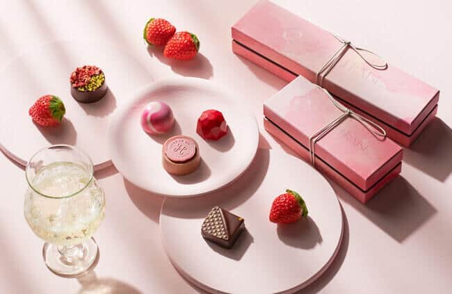 四季菓子の「HIBIKA」からバレンタイン商品　イチゴの魅力いっぱい「冬苺」