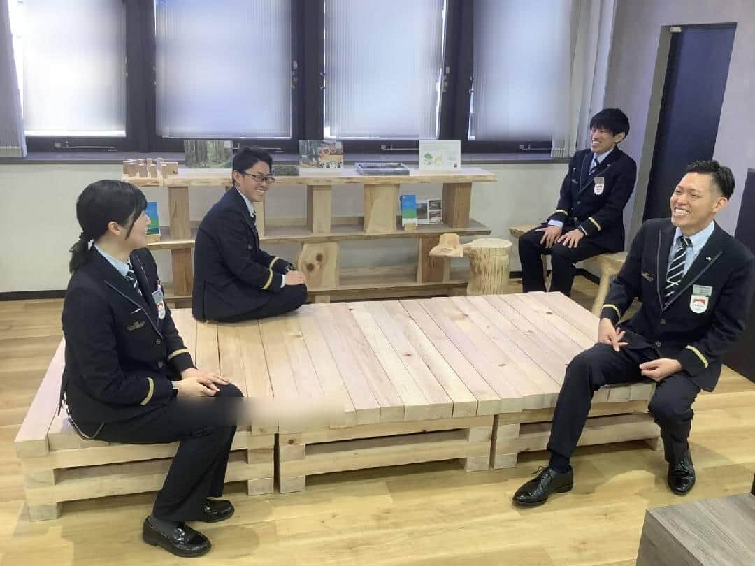 JR東日本「国産材活用で社員の成長」実感　木が「良い職場」考えるきっかけに
