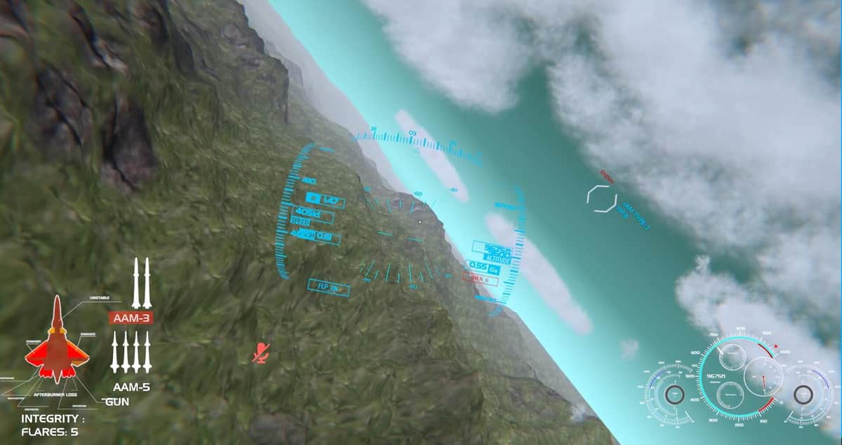 左下の戦闘機図面は被弾箇所ごとに赤くなる