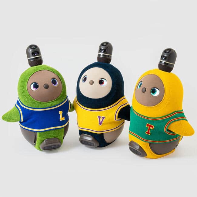 専用服「LOVOT ウェア」から、2023 年春のコレクション登場