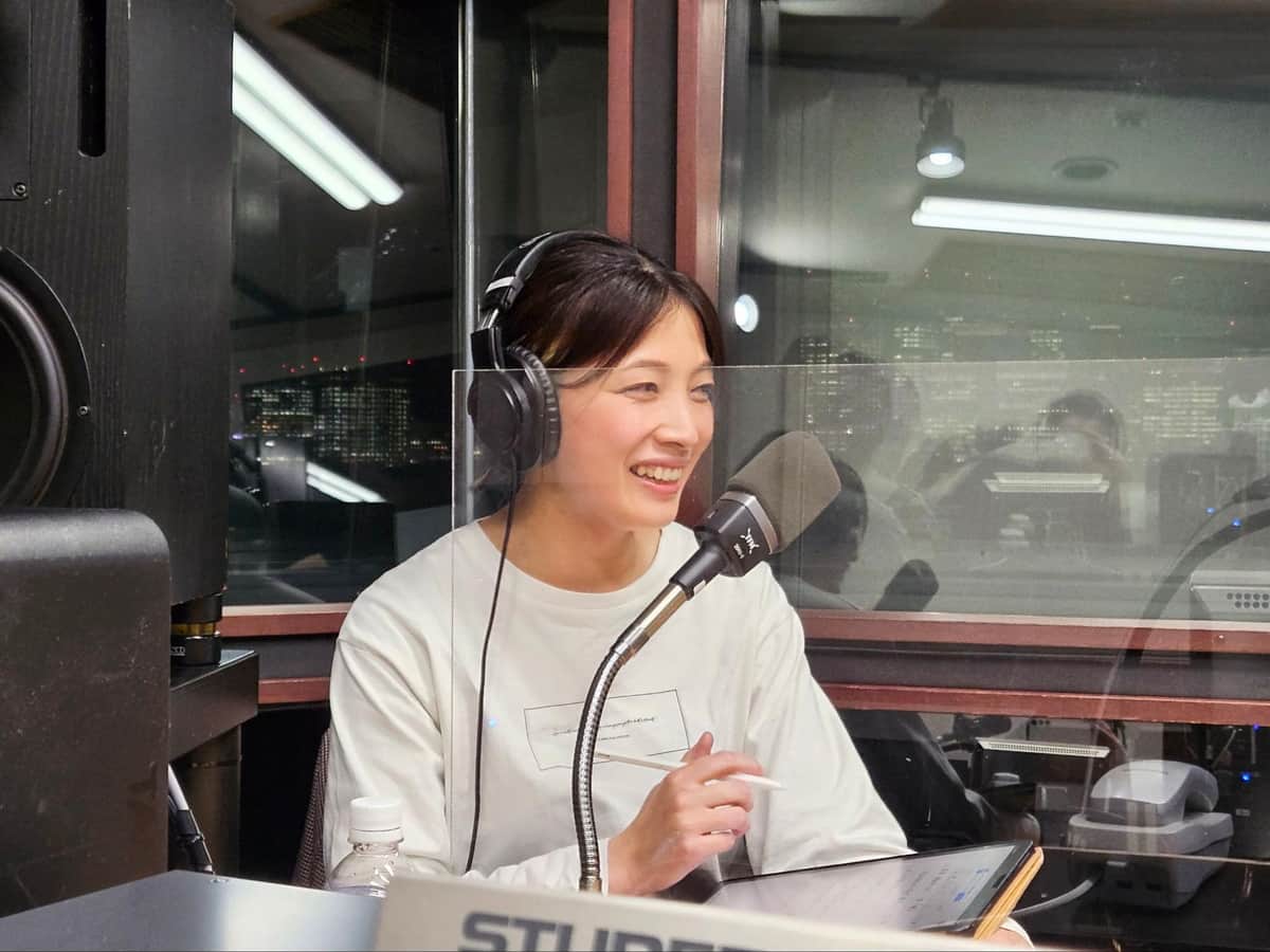 番組では「親近感を覚えて、ぐいぐい切り込むあすな、たじろぐタマキングさん」という、対照的な構図が繰り広げられた