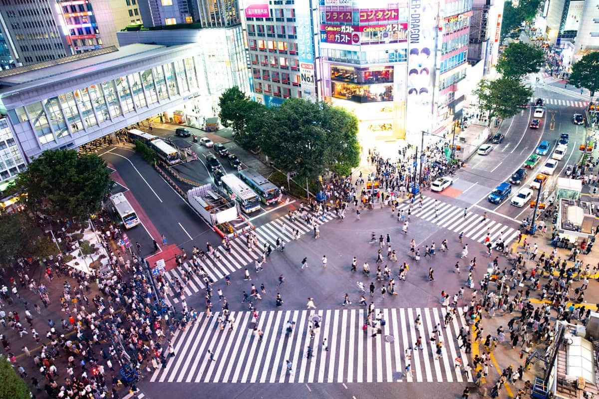 コロナ感染者「5類」移行後増え続ける　東京は前週の1.5倍、専門家は警鐘