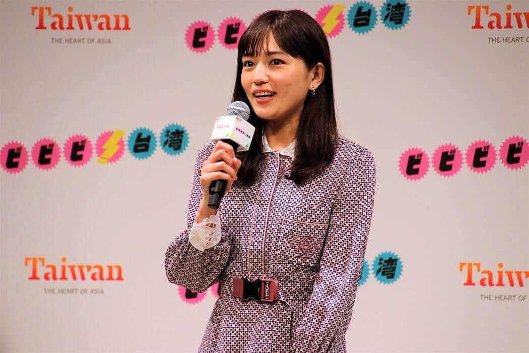 川口春奈「台湾観光」を親友とエンジョイ　新CMで自然な表情あふれる　