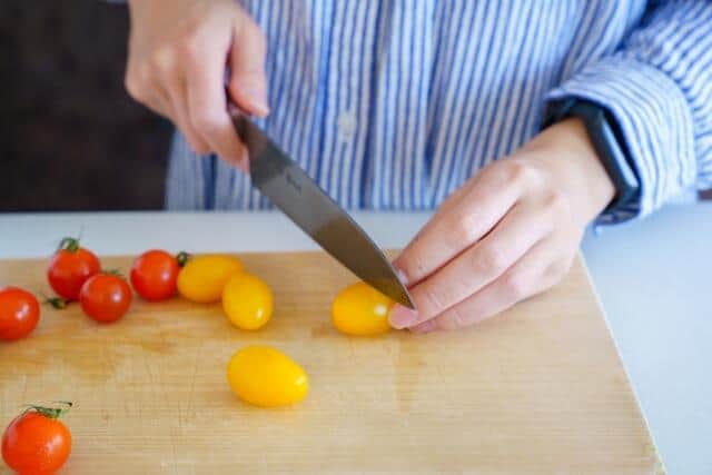 山手線「包丁持ち込み男」で騒然　似た事案たびたび、持ち歩き時のルールは