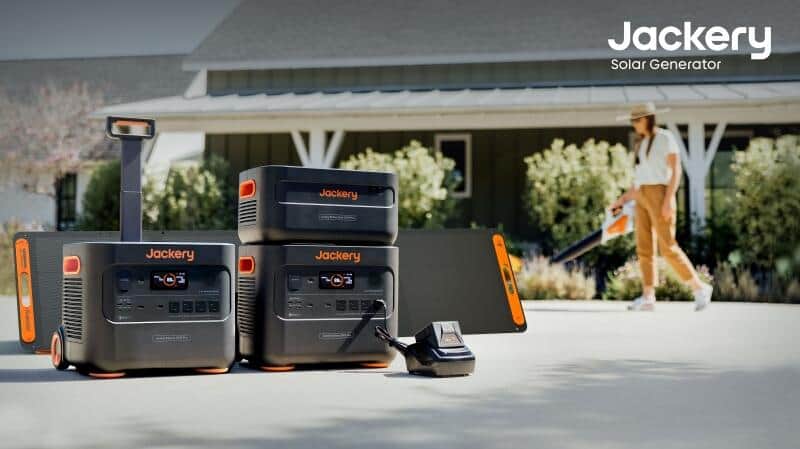 高出力＆長寿命、拡張バッテリーなどオプションも豊富