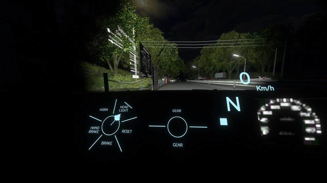 運転席のUI　速度や変速の表記がわかりやすい