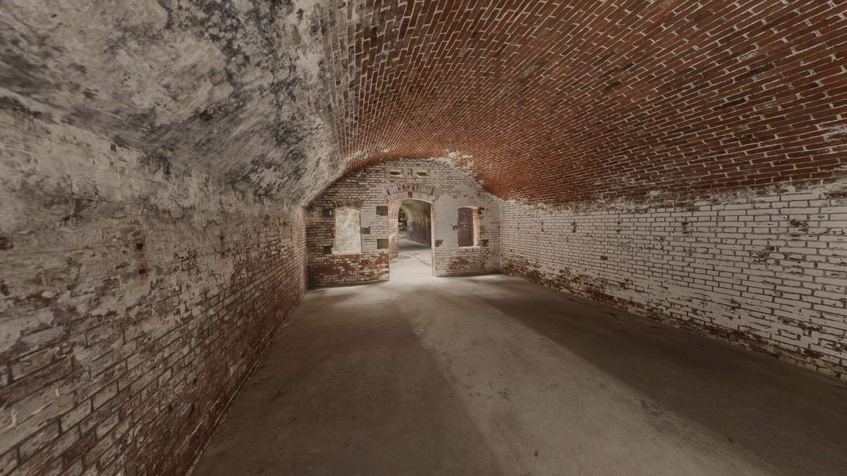 VR版第3砲台跡の内部　このように明るく照らせる