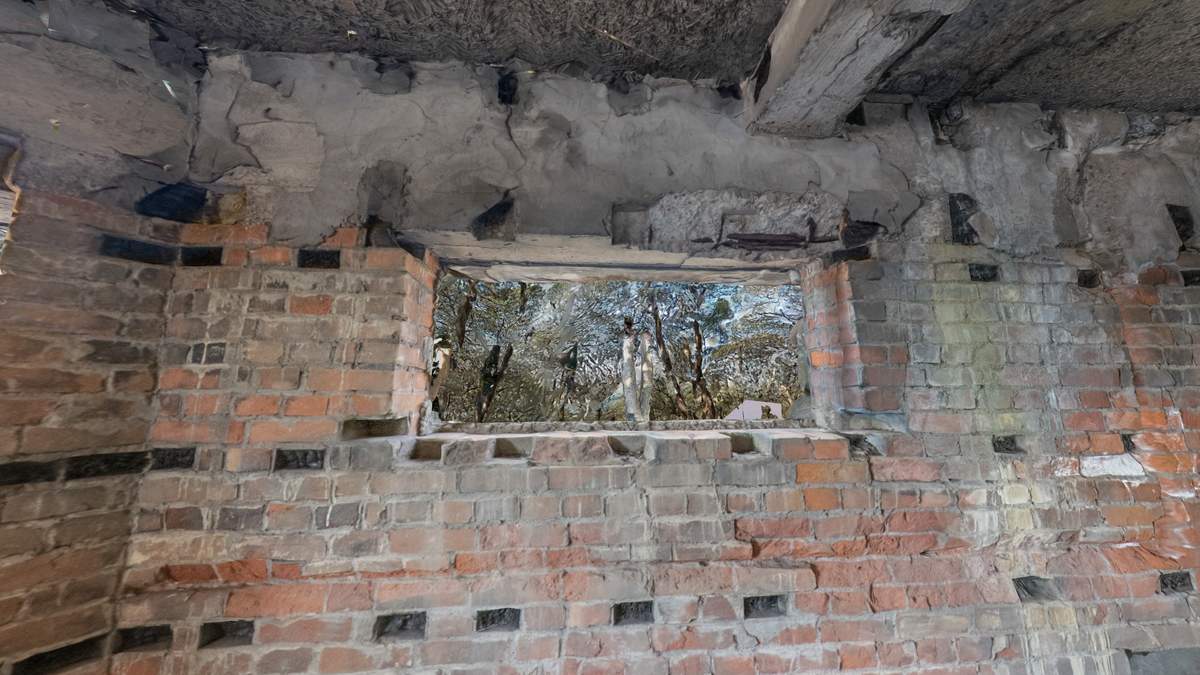 「旧海軍聴音所跡地」の外の風景も再現したバージョン　こちらは普段は非公開ワールドとしている