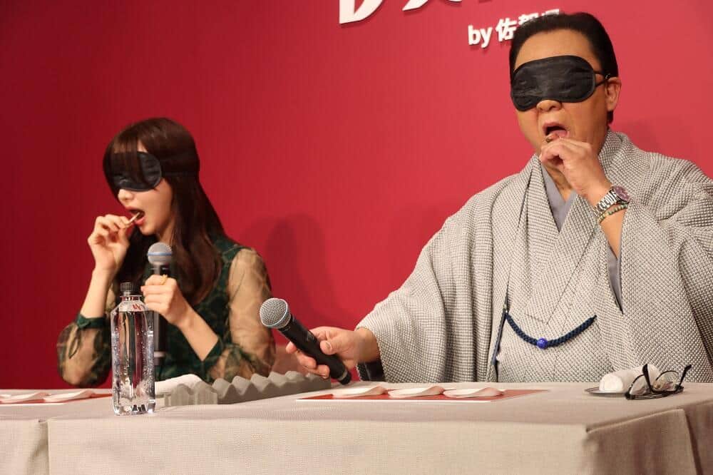 梅沢富美男「千の舌を持つ男」として食クイズに挑む　目隠しで佐賀の名産「さが」せ