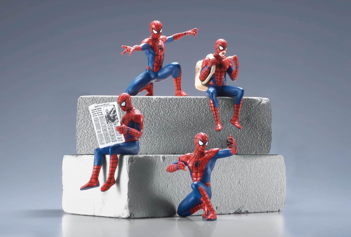 スパイダーマンの日常がカプセルトイに　戦闘や食事シーン、自撮りまで