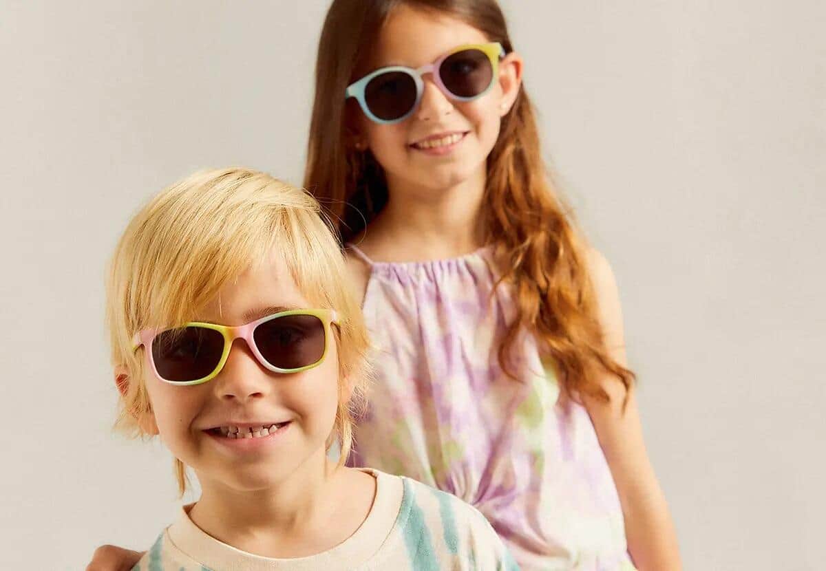 100％リサイクルのラバータイヤを使用