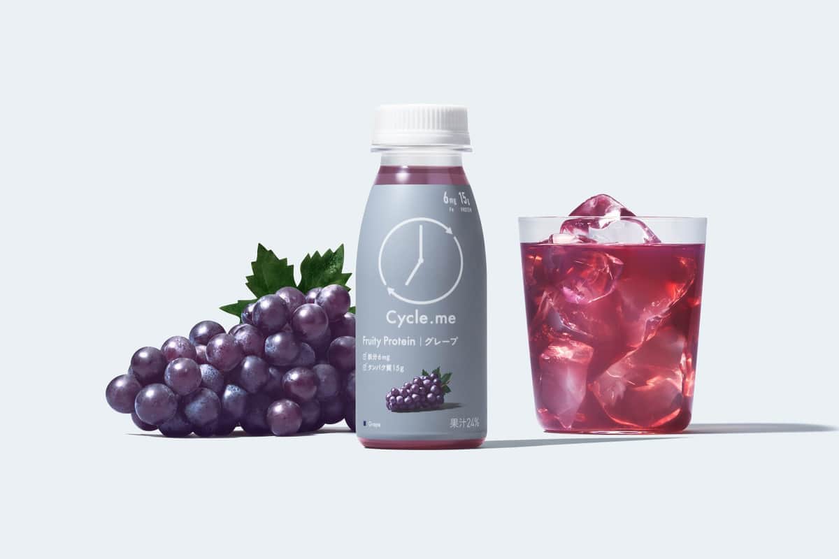 皮を活用したことで、生のぶどうのような果実感を実現