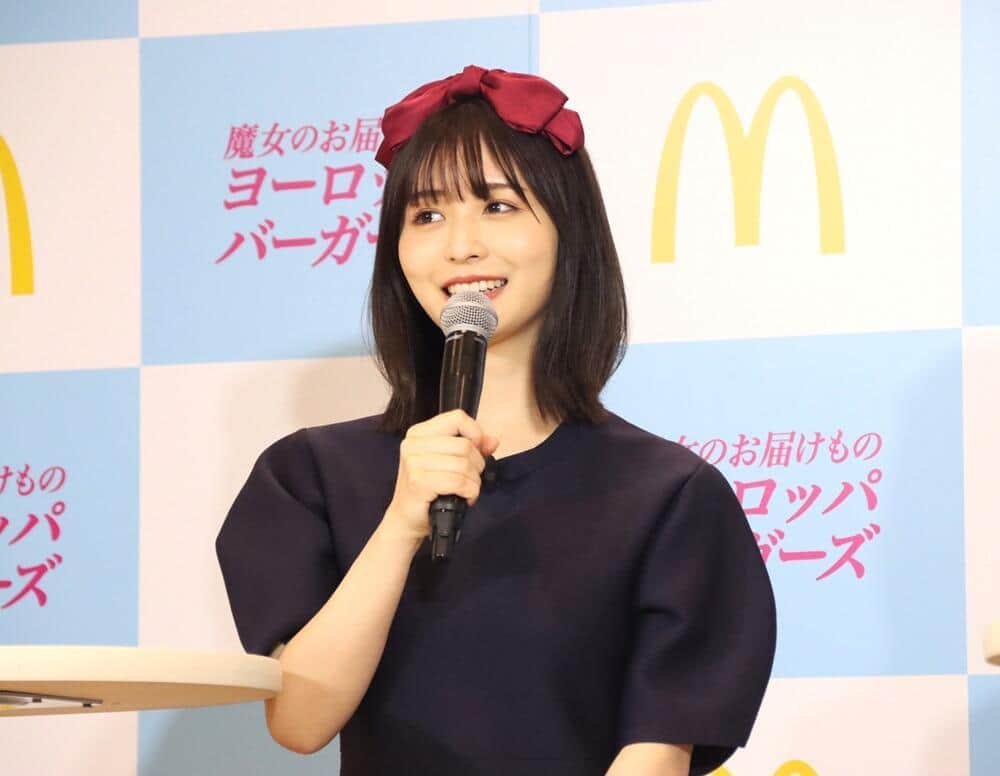 ハンバーガー愛を語る長濱ねるさん