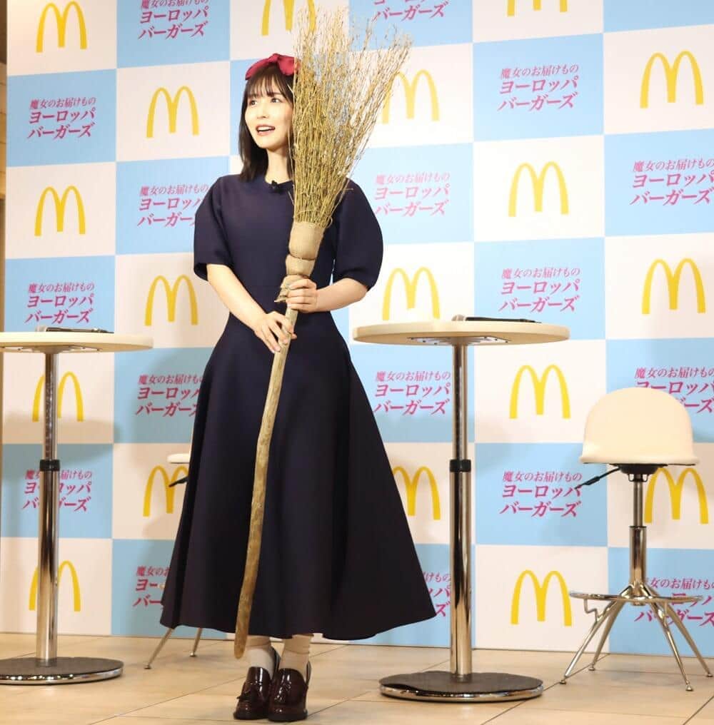 魔女姿で登場した長濱ねるさん