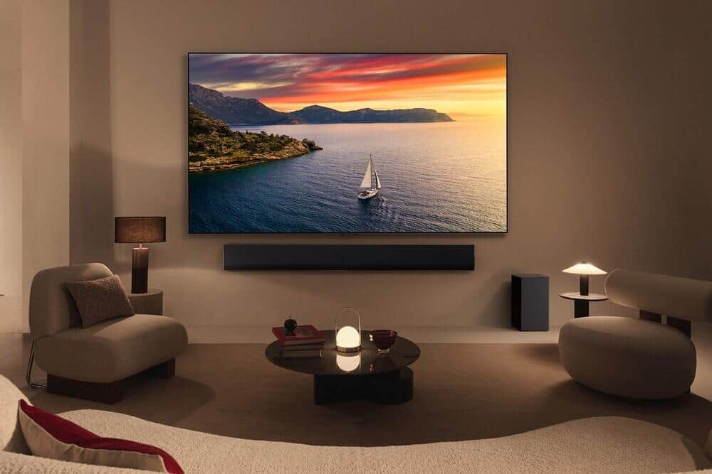 AIが低解像度の映像も高画質に変換　LGの4K有機ELテレビ「OLED G4」